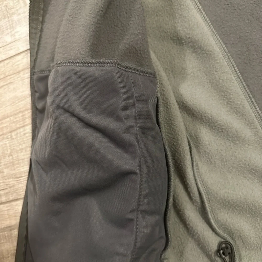 Bass Pro Shop Fleece Jacket